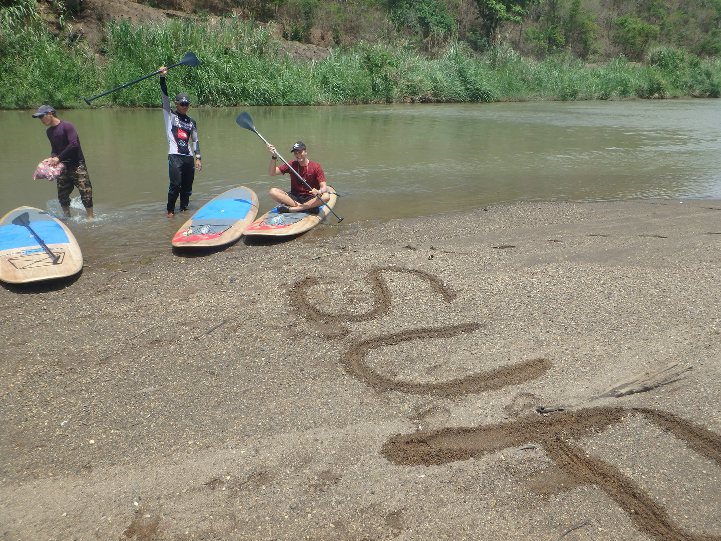 TRIP #SUP STAND UP PADDLE BOARD THE MAE PING RIVER 1950 B