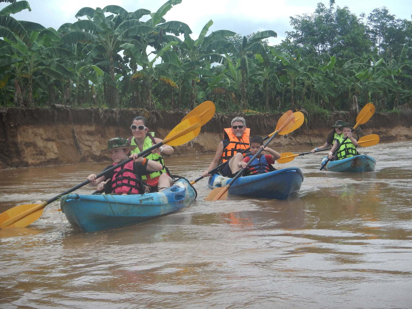 KAYAK # D “MID VALLEY TRAVERSE” Mae Ngat Valley    2100฿